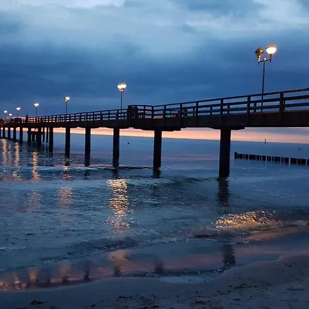 Luett Fiete In Der Alten Seefahrtschule Wustrow Lejlighed